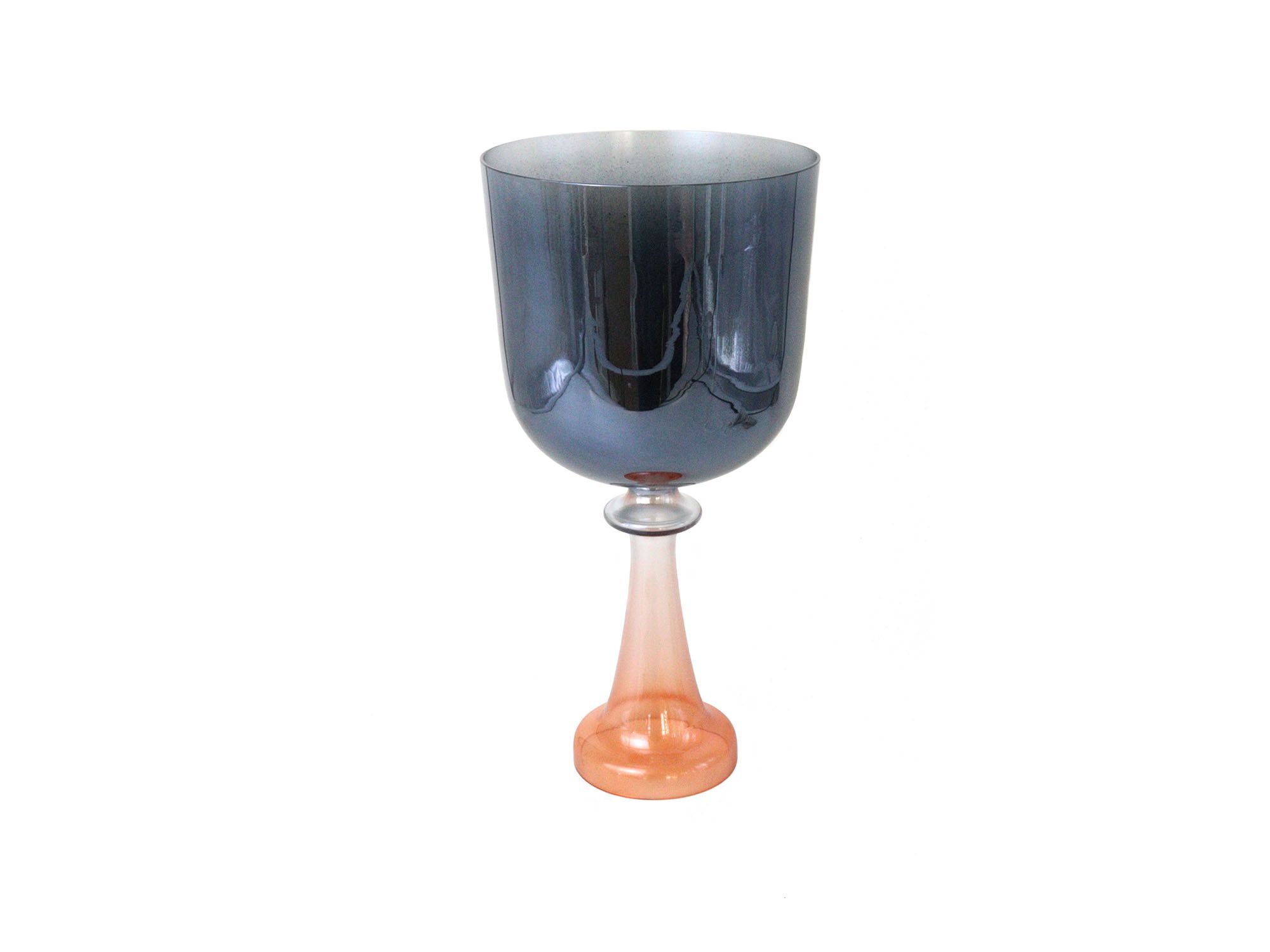 images/products/holy-grail/2312/black-and-red-gradient-alchemy-handheld-singing-chalice-sb-037/002.jpg