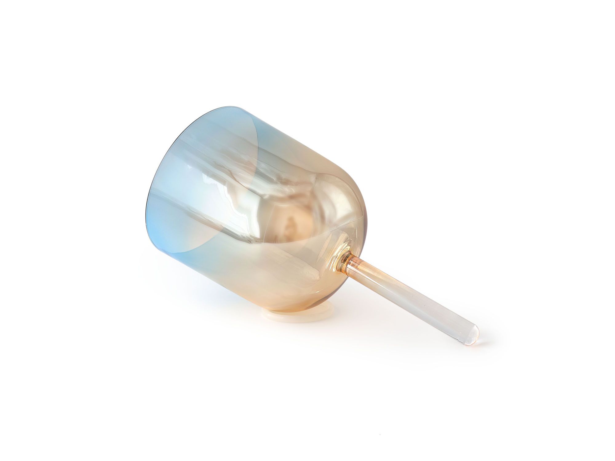 images/products/handheld-singing-bowl/2408/gold-and-blue-gradient-handle-crystal-singing-bowl-tmsc-037/002.jpg