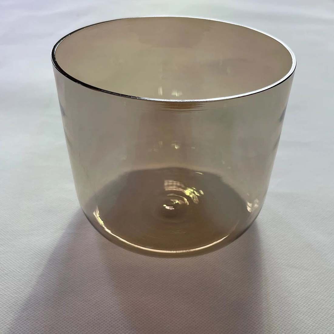 images/products/transparent/202303/smoky-color-clear-crystal-singing-bowl/003.jpg