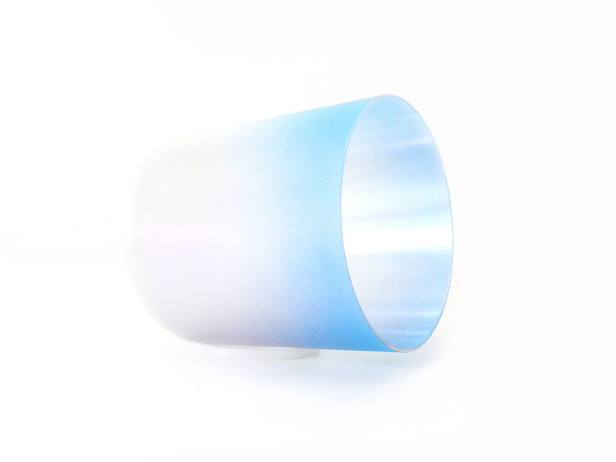 images/products/transparent/202306/sky-blue-gradient-clear-crystal-singing-bowl-tmb-013/003.jpg
