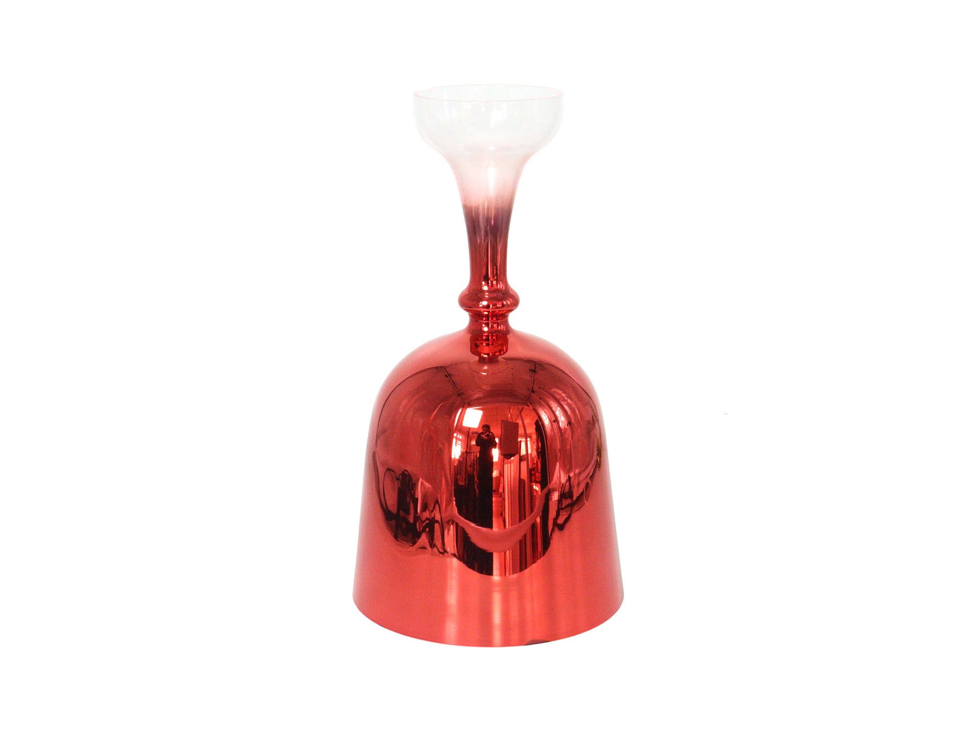 images/products/holy-grail/2311/red-gradient-alchemy-handheld-singing-bowl-sb-030/003.jpg