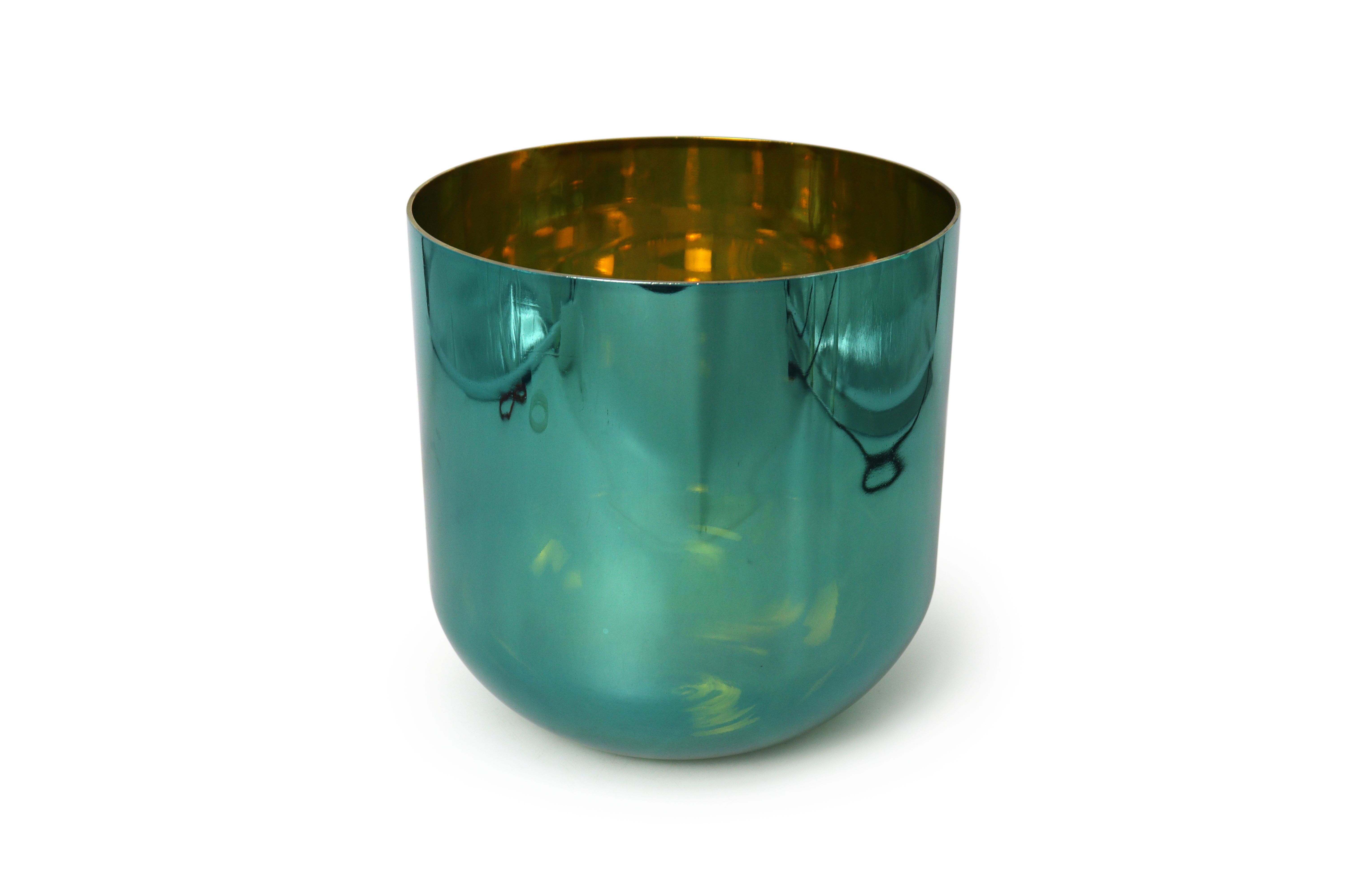 images/products/transparent/202405/green-gold-neon-illusion-alchemy-crystal-singing-bowl-tml-185/003.jpg