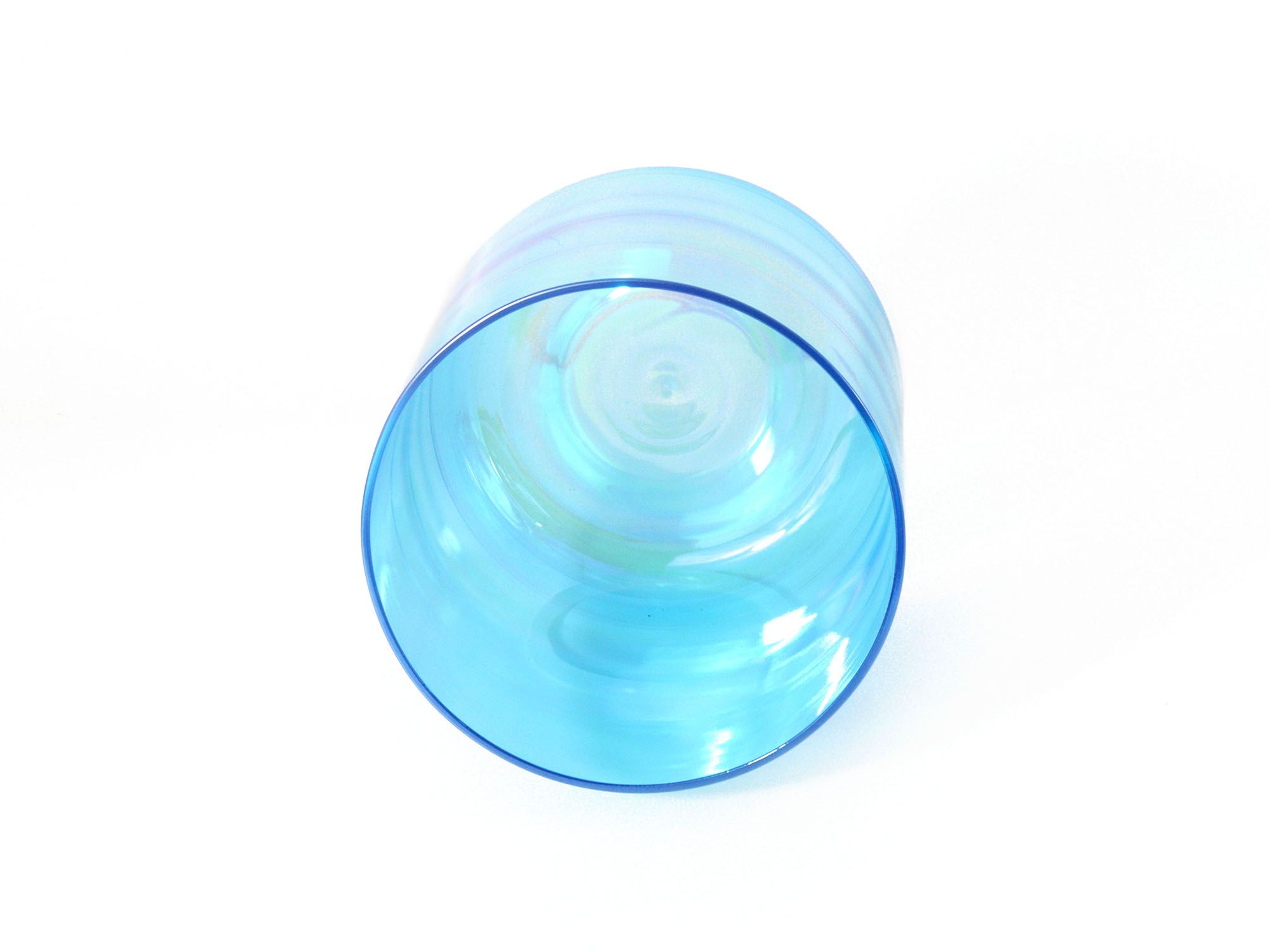 images/products/transparent/202306/lake-blue-clear-crystal-singing-bowl-tmd-019/004.jpg
