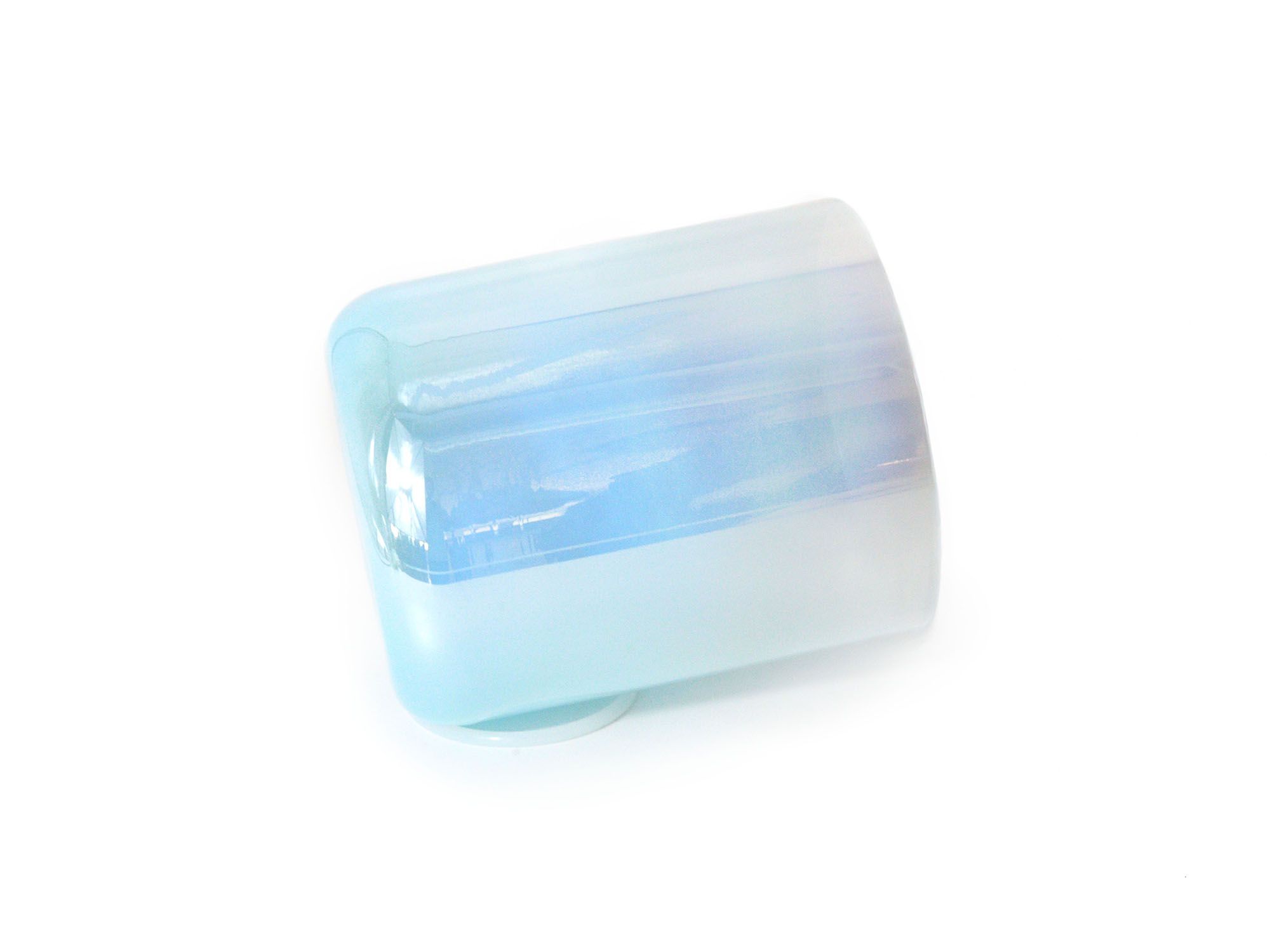 images/products/transparent/202307/blue-translucent-gradient-crystal-singing-bowl-tmb-026/004.jpg