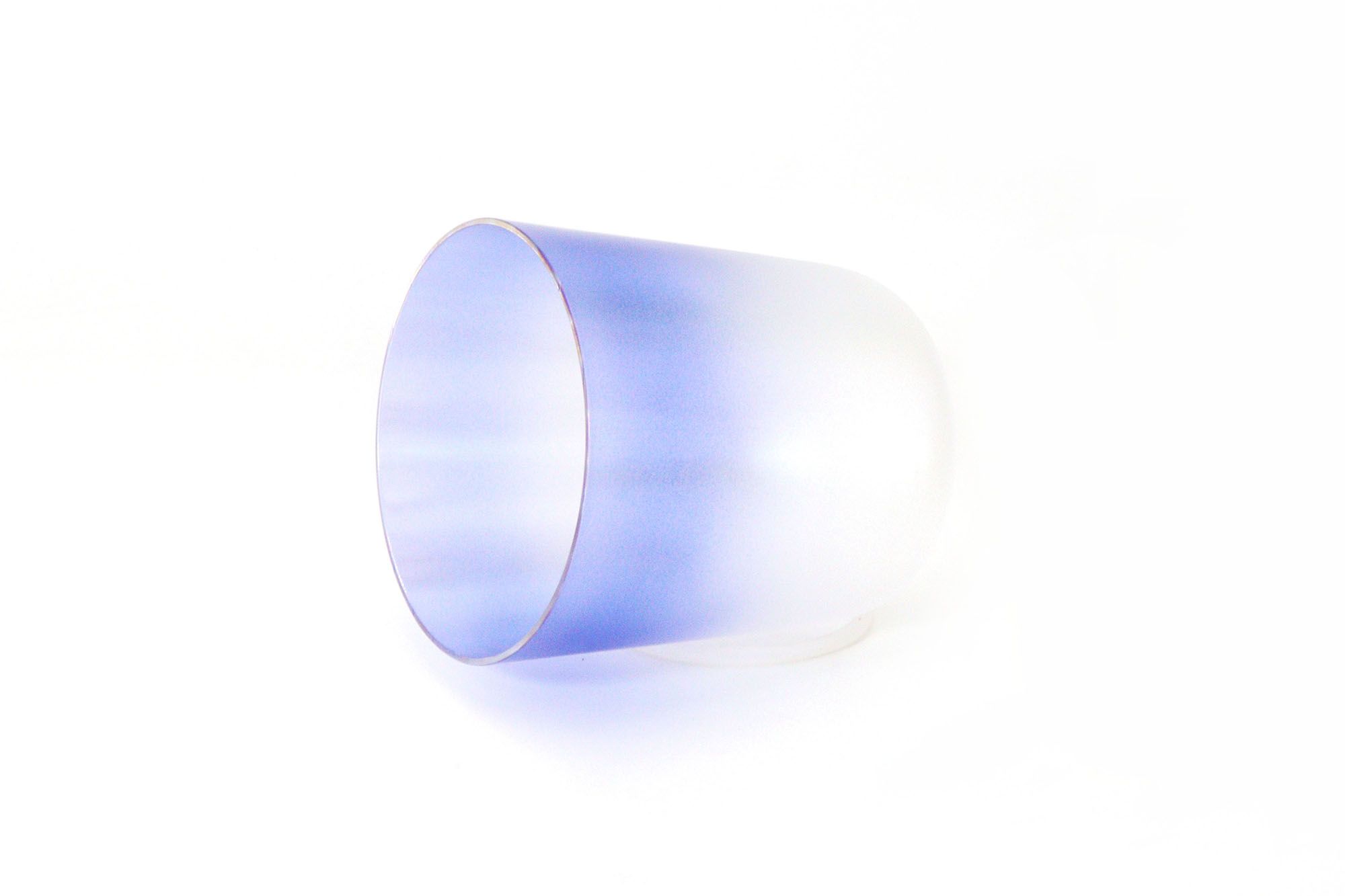 images/products/transparent/202306/blue-gradient-clear-crystal-singing-bowl-tmb-009/005.jpg