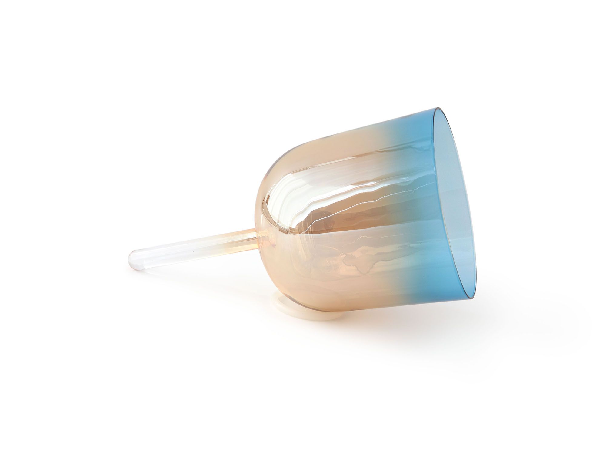 images/products/handheld-singing-bowl/2408/gold-and-blue-gradient-handle-crystal-singing-bowl-tmsc-037/005.jpg