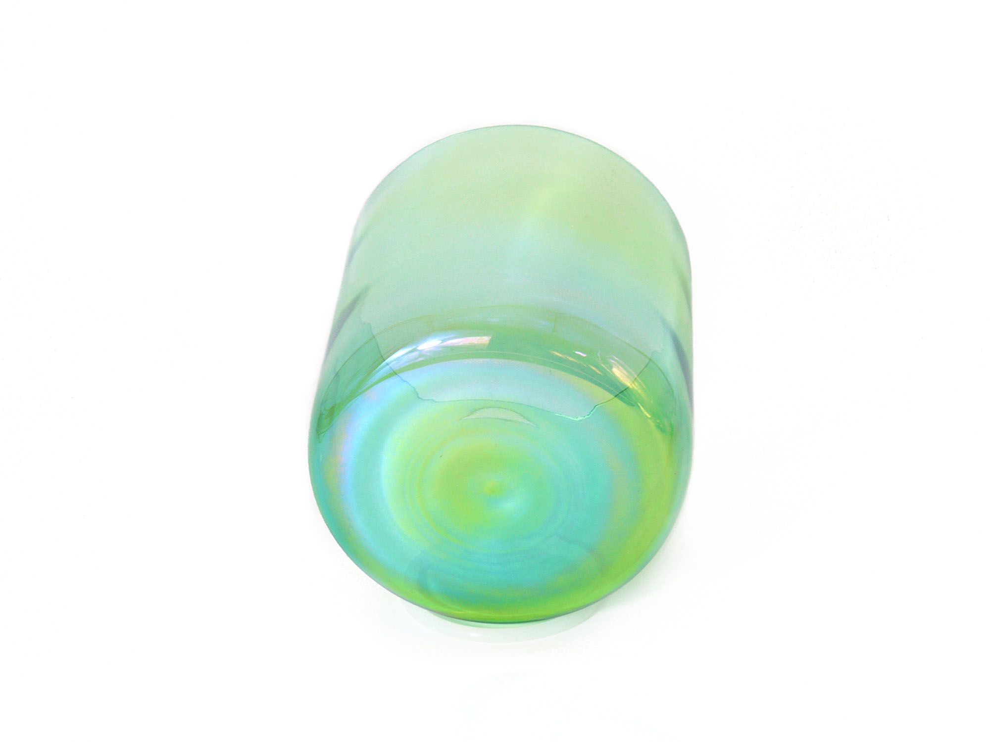 images/products/transparent/202306/emerald-green-aurora-crystal-singing-bowl-tmj-002/006.jpg