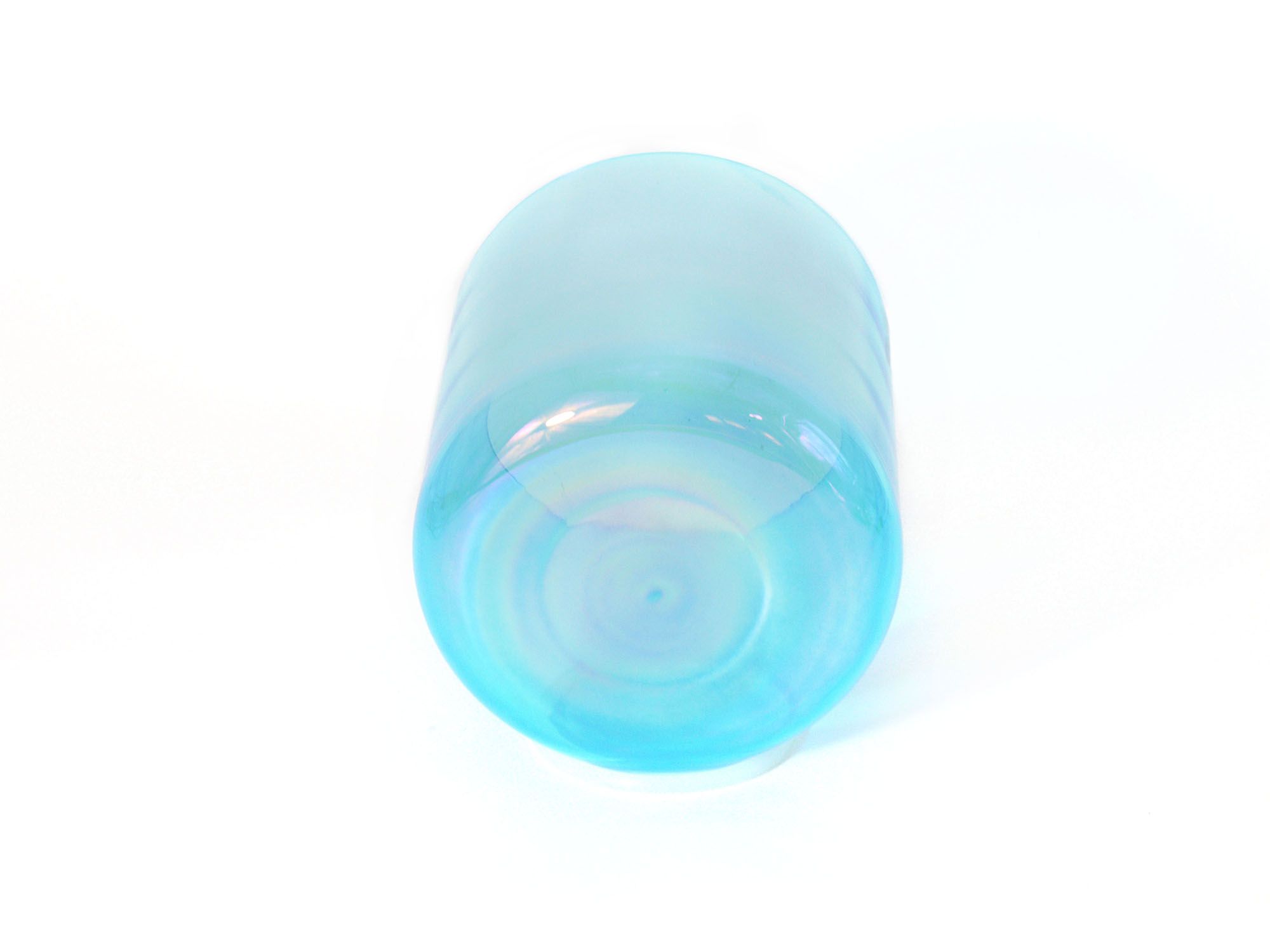 images/products/transparent/202306/lake-blue-clear-crystal-singing-bowl-tmd-019/006.jpg