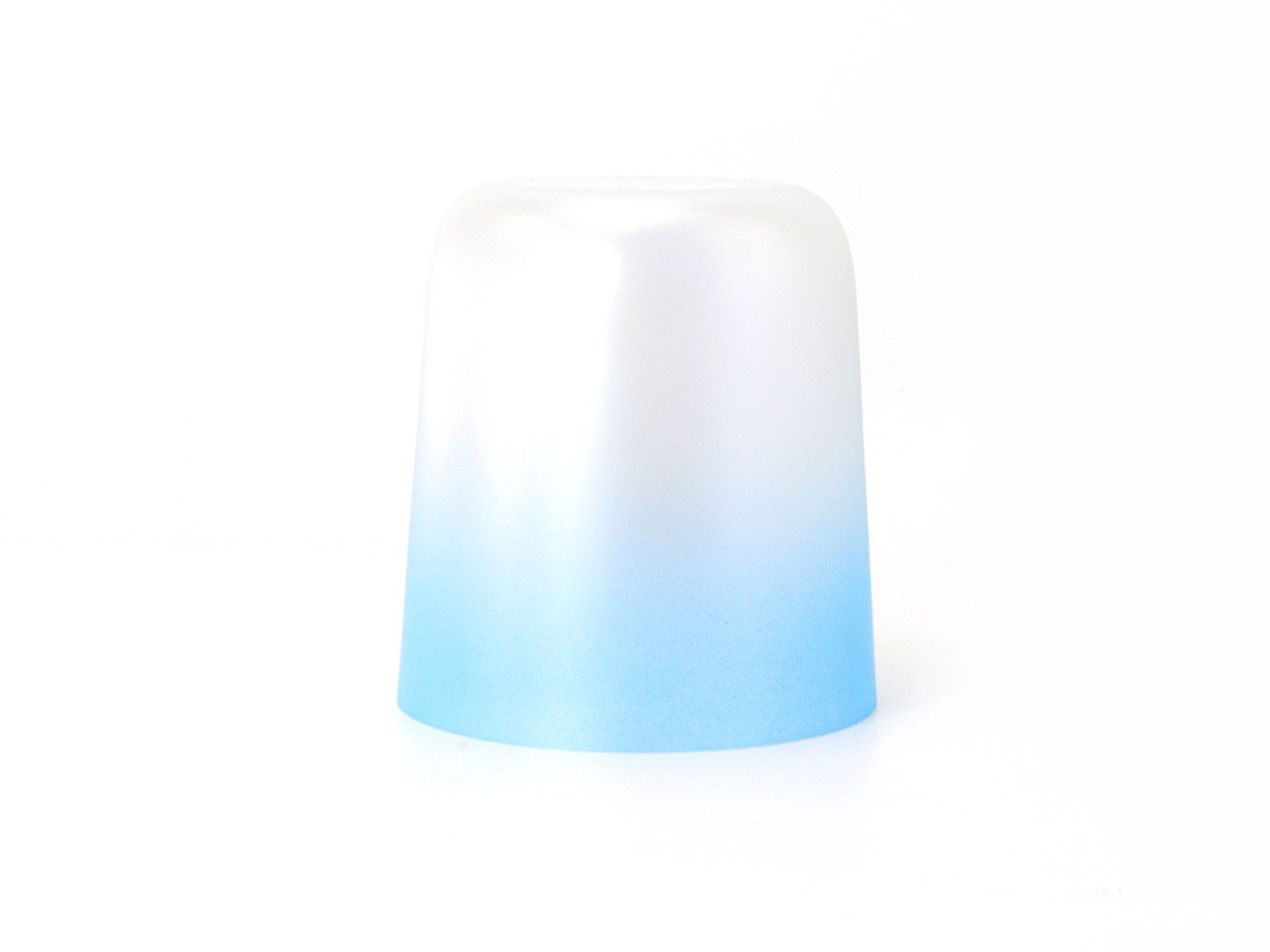images/products/transparent/202306/sky-blue-gradient-clear-crystal-singing-bowl-tmb-013/007.jpg