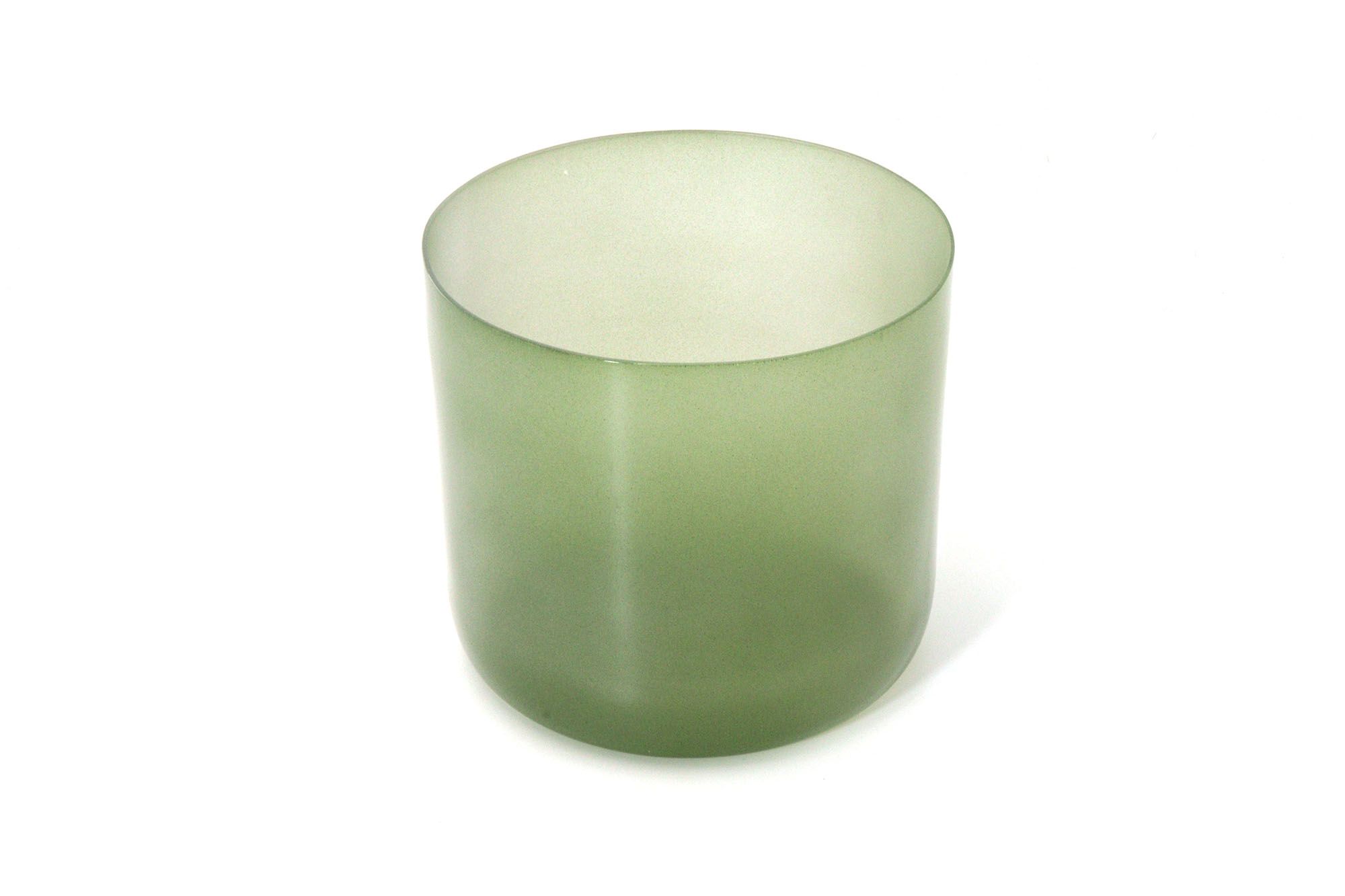 images/products/transparent/202306/green-translucent-crystal-singing-bowl-tmd-005/03.jpg