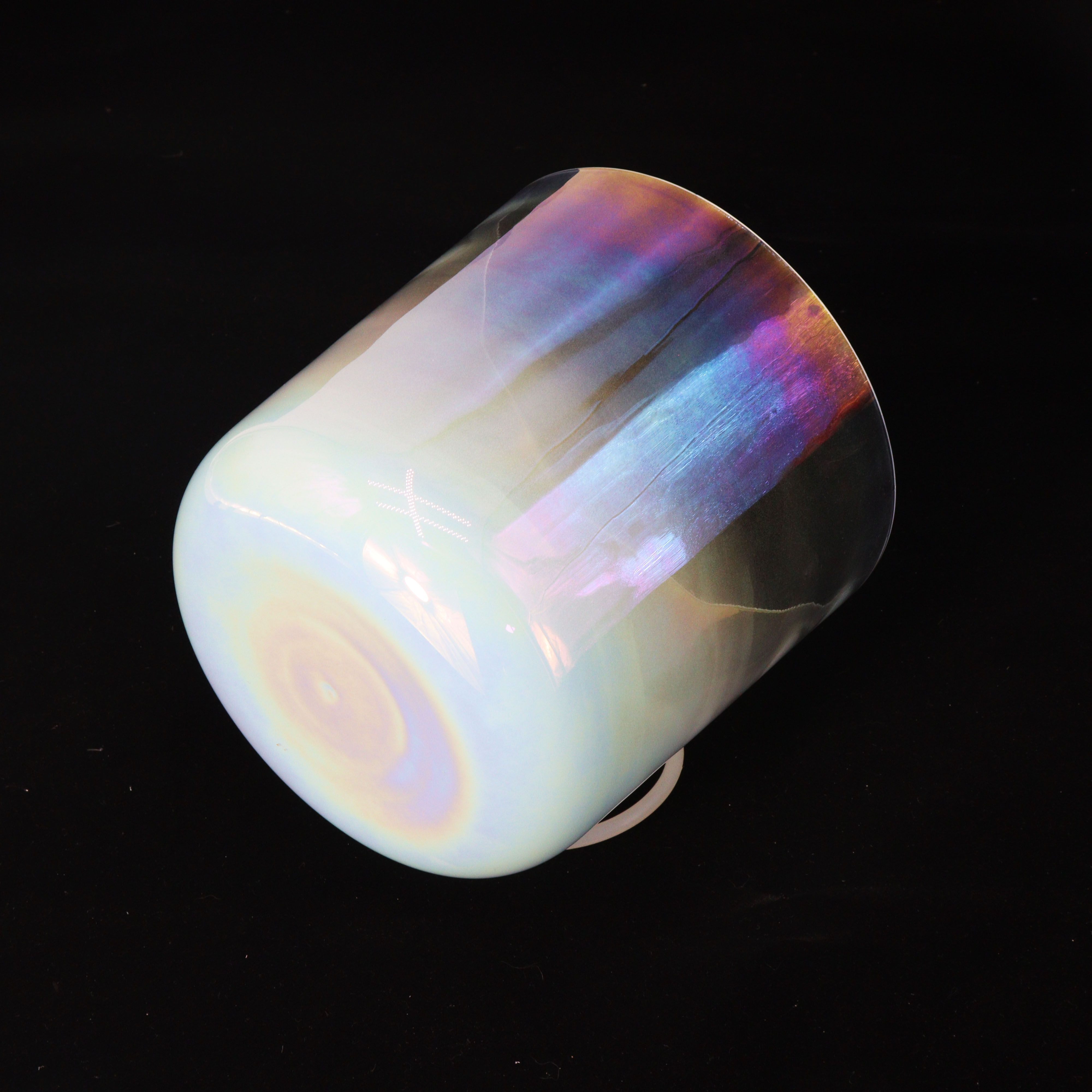 images/products/transparent/202305/clear-gradient-quartz-crystal-singing-bowl-tmb-006/04.jpg