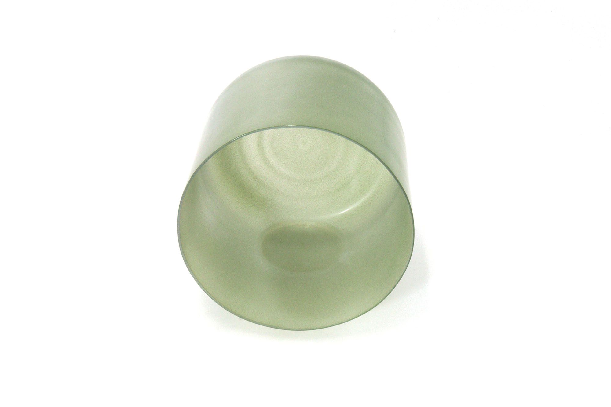 images/products/transparent/202306/green-translucent-crystal-singing-bowl-tmd-005/05.jpg