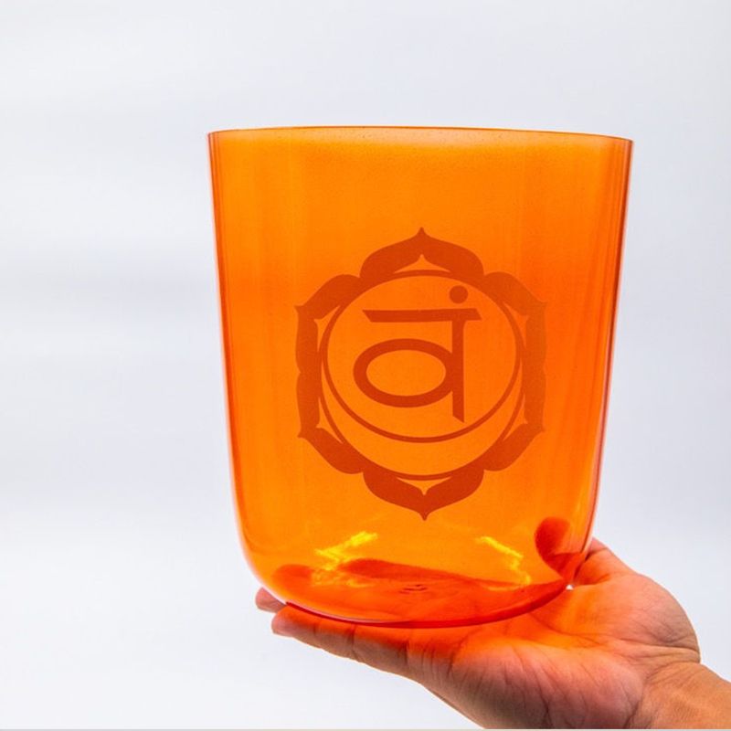 images/products/transparent/202303/chakra-colorful-clear-crystal-bowl-ml-01/06.jpg
