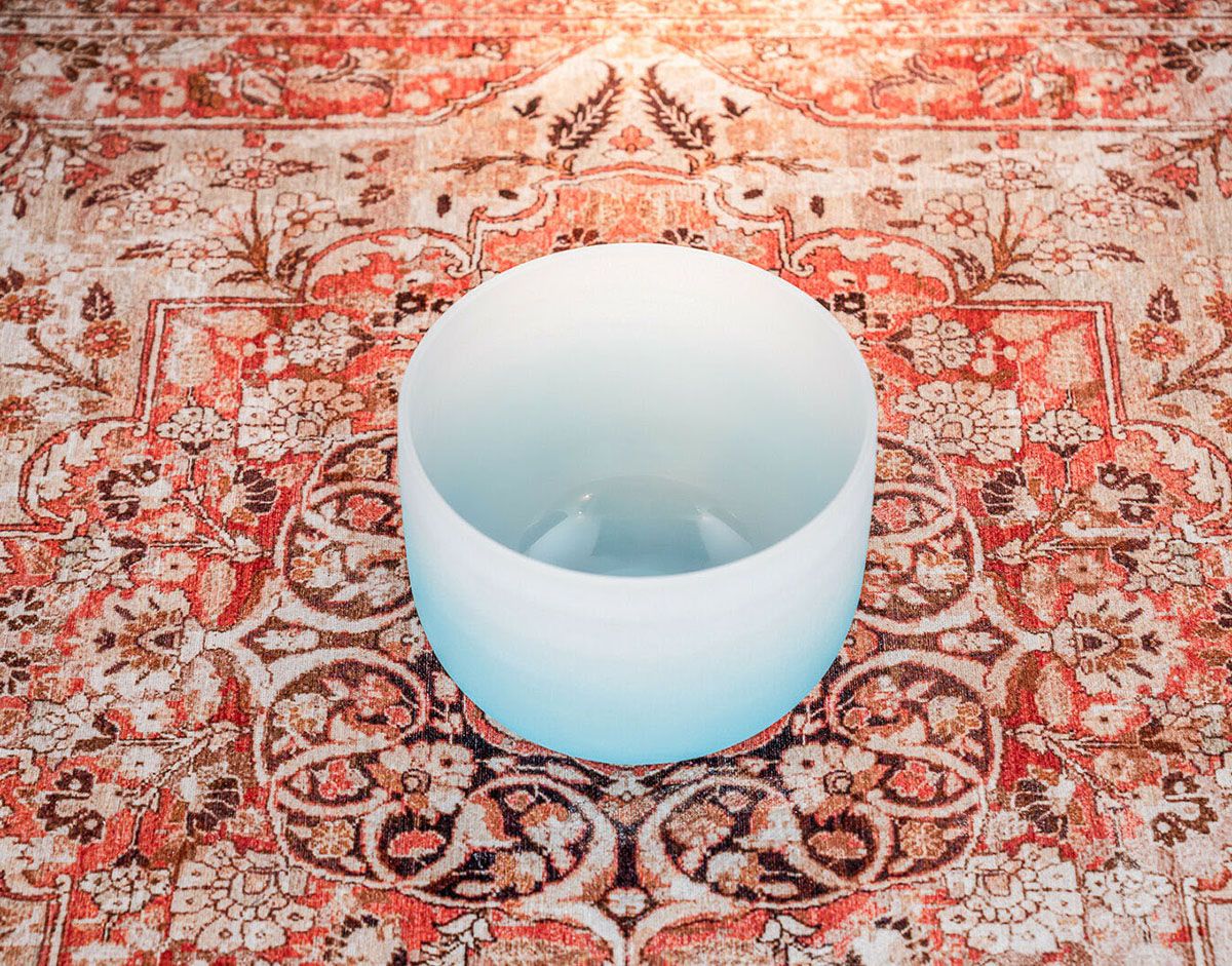 images/products/music/blue-half-color-frosted-quartz-crystal-singing-bowl/blue-half-color-frosted-quartz-crystal-singing-bowl-set_08.jpg