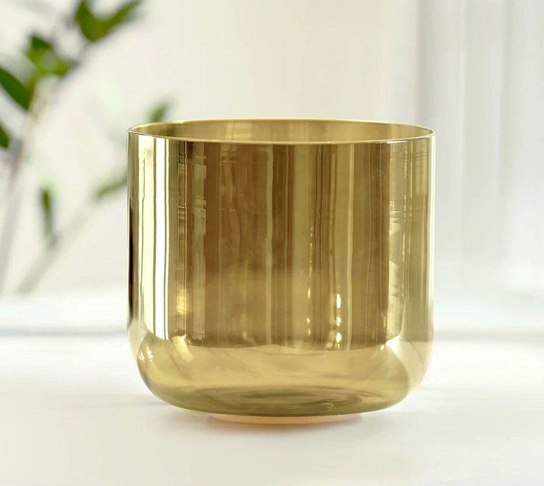 images/products/transparent/champagne-color-cosmic-clear-crystal-singing-bowl/champagne-color-cosmic-clear-crystal-singing-bowl_01.jpg