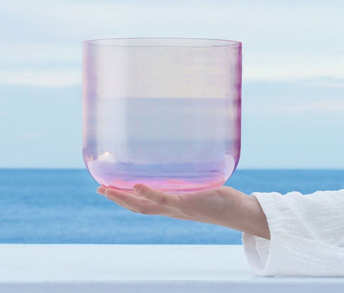 images/products/transparent/pink-clear-quartz-crystal-singing-bowl/clear-pink-quartz-crystal-singing-bowl_01.jpg