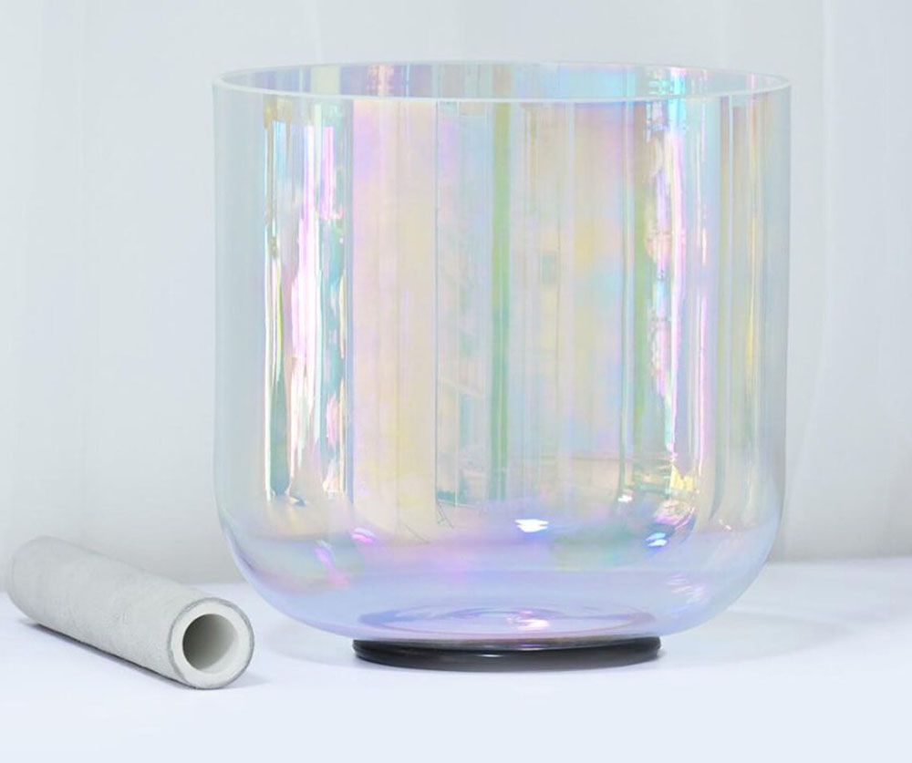 images/products/transparent/cosmic-light-clear-crystal-singing-bowl/cosmic-light-clear-crystal-singing-bowl_05.jpg