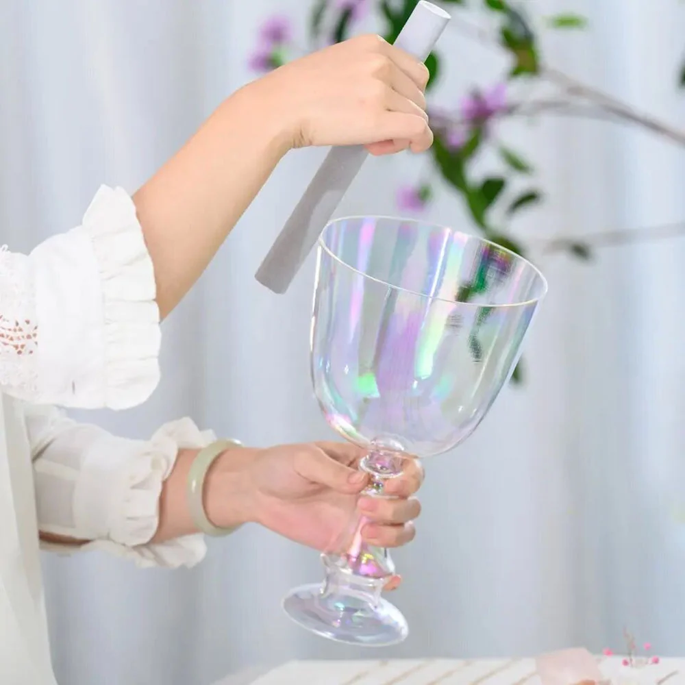 images/products/holy-grail/cosmic-light-clear-song-crystal-chalice/cosmic-light-clear-song-crystal-chalice_03.jpg
