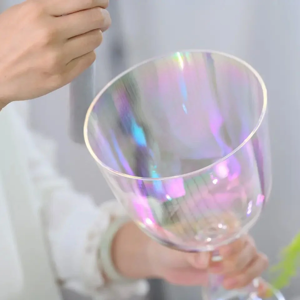 images/products/holy-grail/cosmic-light-clear-song-crystal-chalice/cosmic-light-clear-song-crystal-chalice_04.jpg
