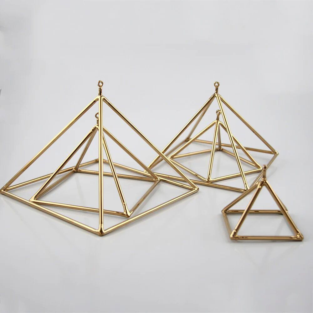 images/products/pyramid/golden-quartz-crystal-singing-pyramid/golden-quartz-crystal-singing-pyramid_04.jpg