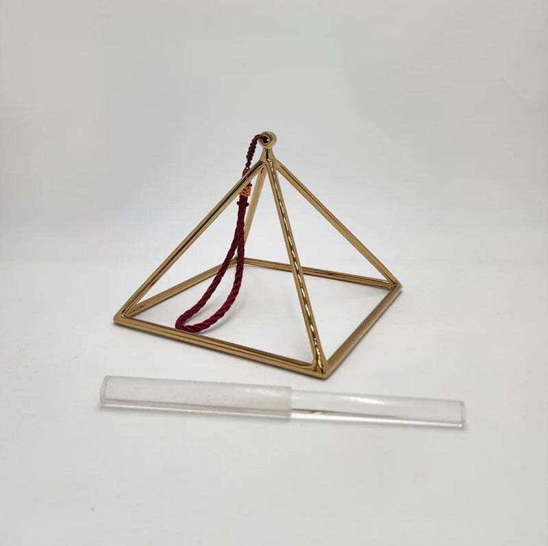 images/products/pyramid/golden-quartz-crystal-singing-pyramid/golden-quartz-crystal-singing-pyramid_05.jpg