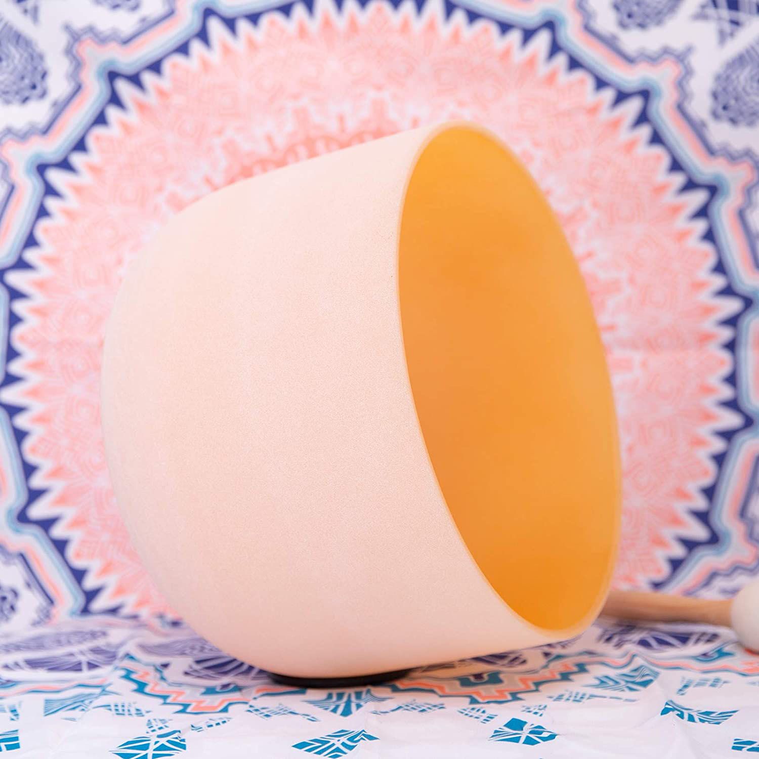 images/products/music/orange-colored-frosted-quartz-crystal-singing-bowl/orange-colored-frosted-quartz-crystal-singing-bowl_08.jpg