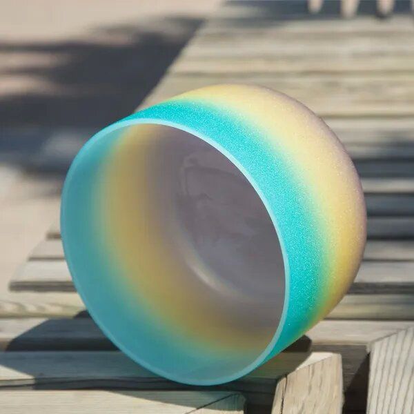 images/products/music/rainbow-color-quartz-crystal-singing-bowl/rainbow-color-quartz-crystal-singing-bowl_02.jpg