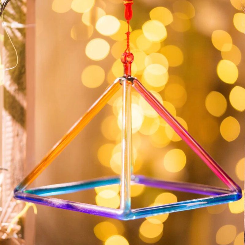 images/products/pyramid/rainbow-crystal-singing-pyramid/rainbow-crystal-singing-pyramid_01.jpg