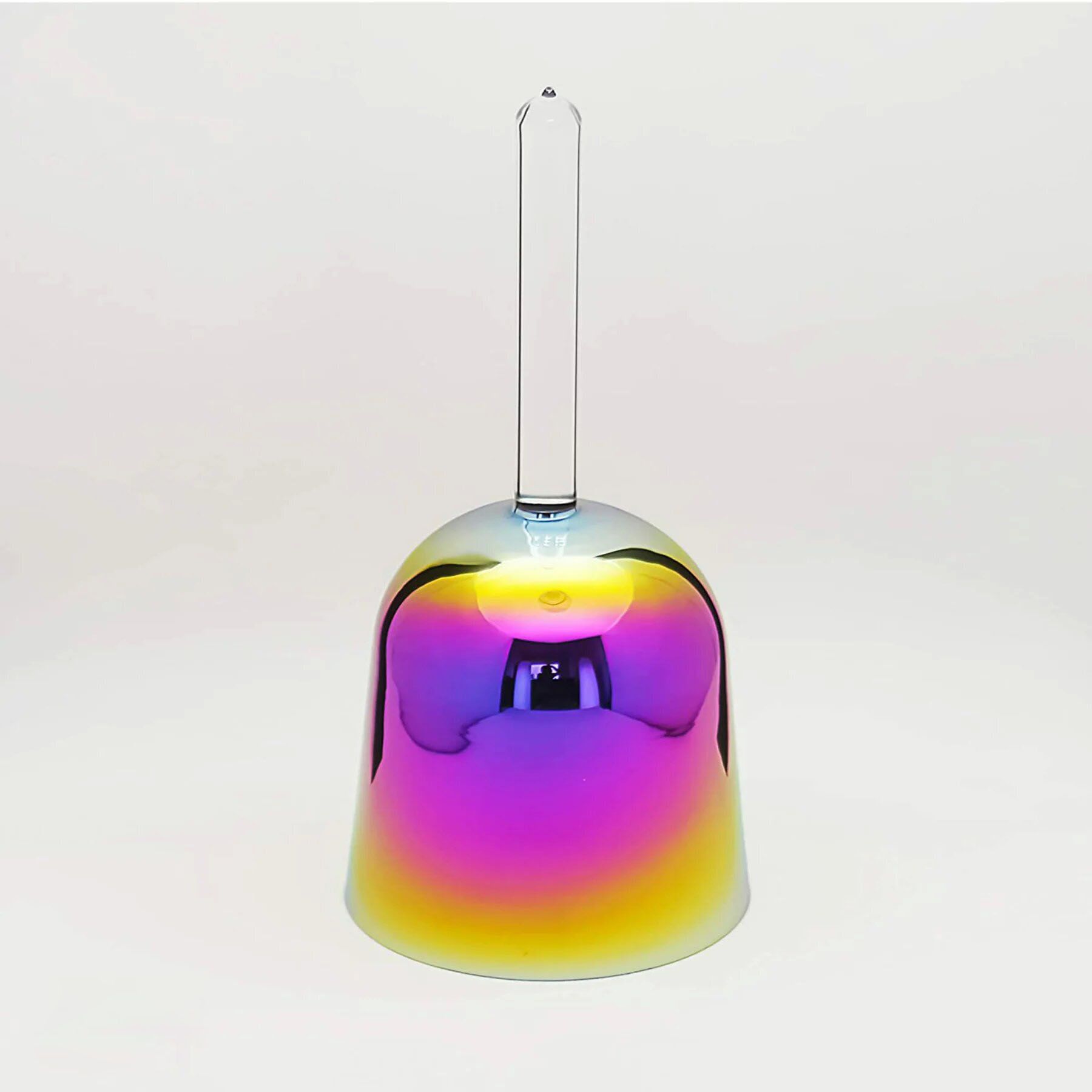 images/products/transparent/rainbow-gradient-handheld-crystal-singing-bowl/rainbow-gradient-handheld-crystal-singing-bowl_02.jpg